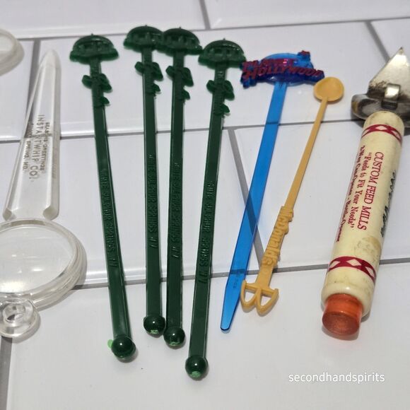 16 Vintage Plastic  Advertising Stir Swizzle Sticks / Letter Openers Fuller Brus - Picture 4 of 6